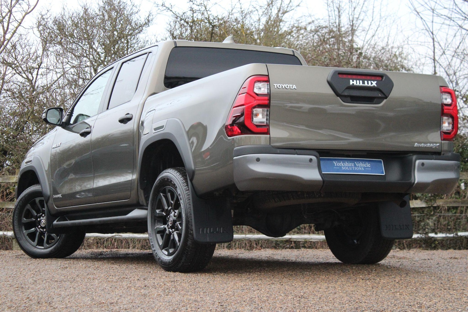 Used Toyota Hilux 2023 for sale - 77144338: Photo 3