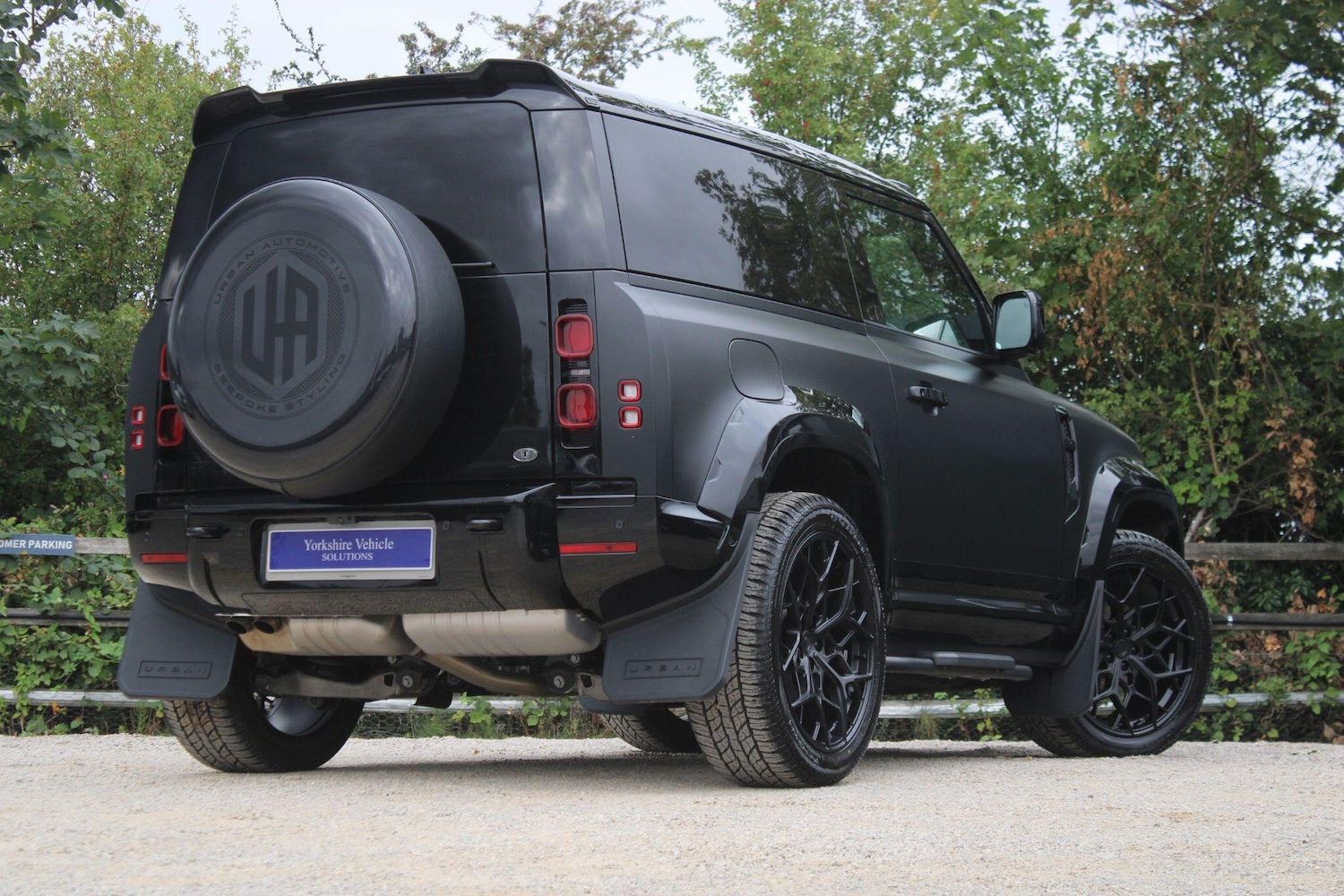 Used Land Rover Defender 90 for sale - 76476470: Photo 17