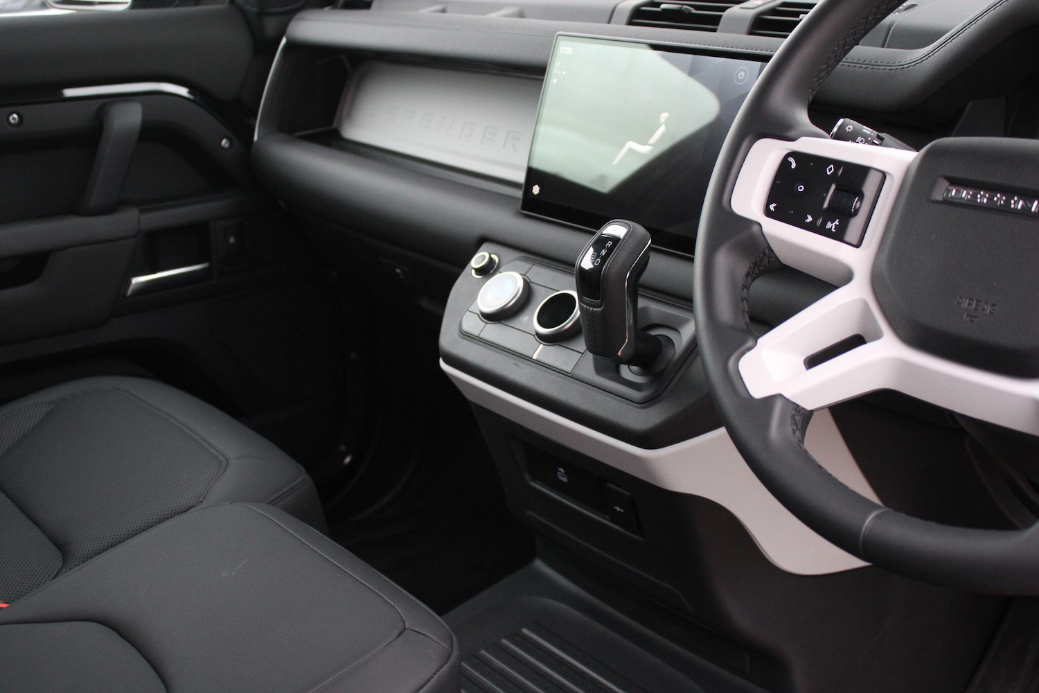 Used Land Rover Defender 90 for sale - 76476470: Photo 20