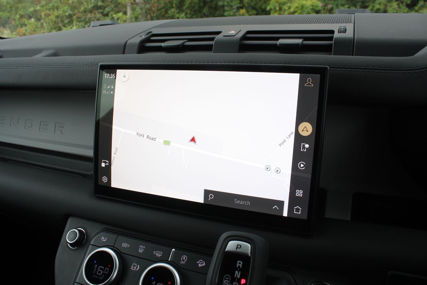 Used Land Rover Defender 90 for sale - 76476470: Photo 24