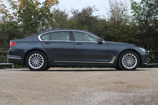 Used BMW 7 Series 2018 for sale - 76296046: Photo 2