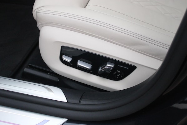 Used BMW 7 Series 2018 for sale - 76296046: Photo 32