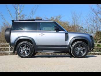 Used Land Rover Defender 90 2021 for sale - 74095974: Photo