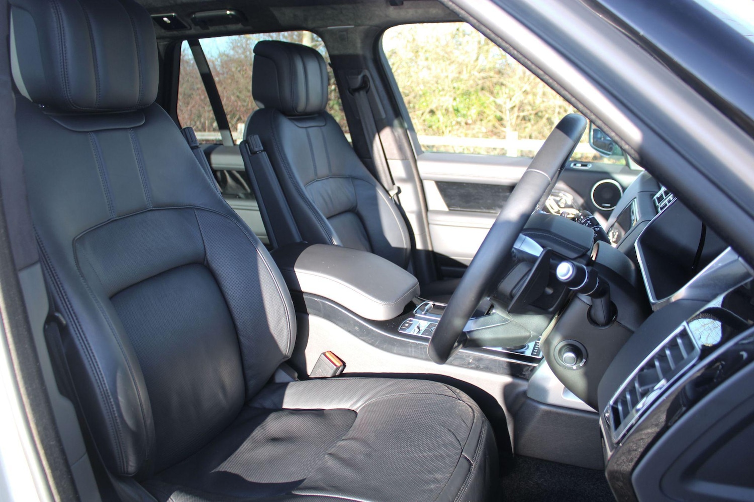 Used Land Rover Range Rover 2019 for sale - 76997589: Photo 4