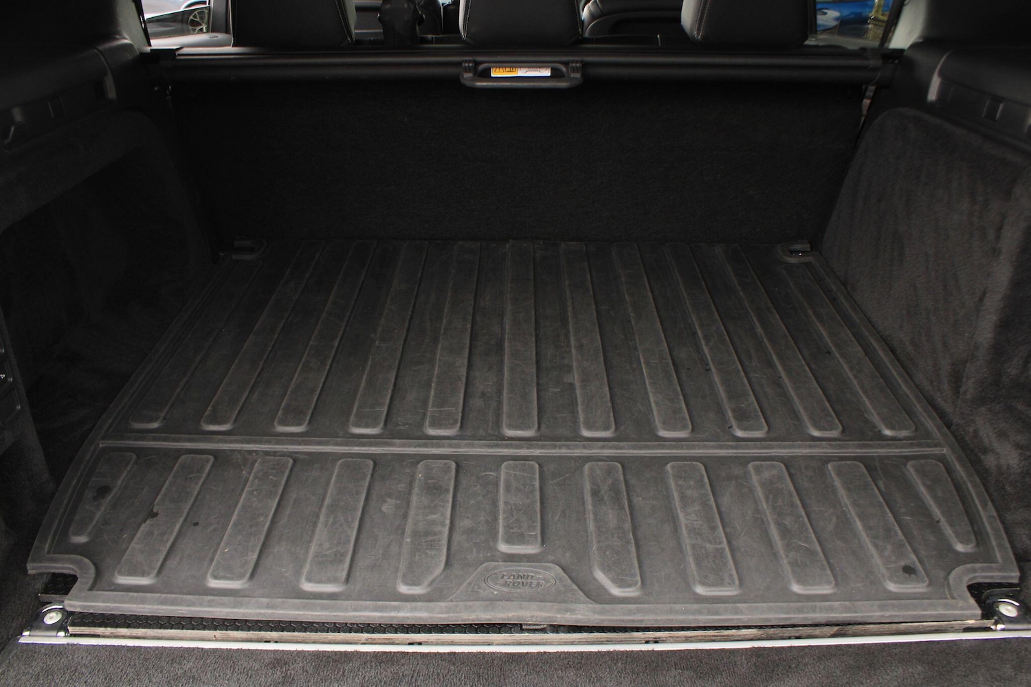 Used Land Rover Discovery 2020 for sale - 77377345: Photo 11