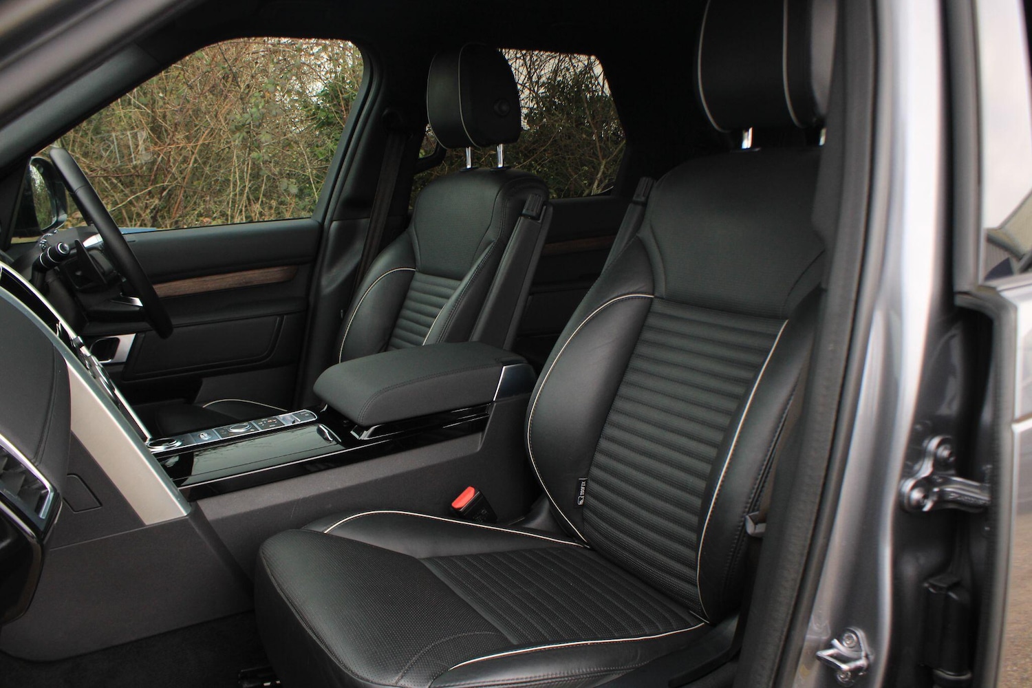 Used Land Rover Discovery 2020 for sale - 77377345: Photo 16