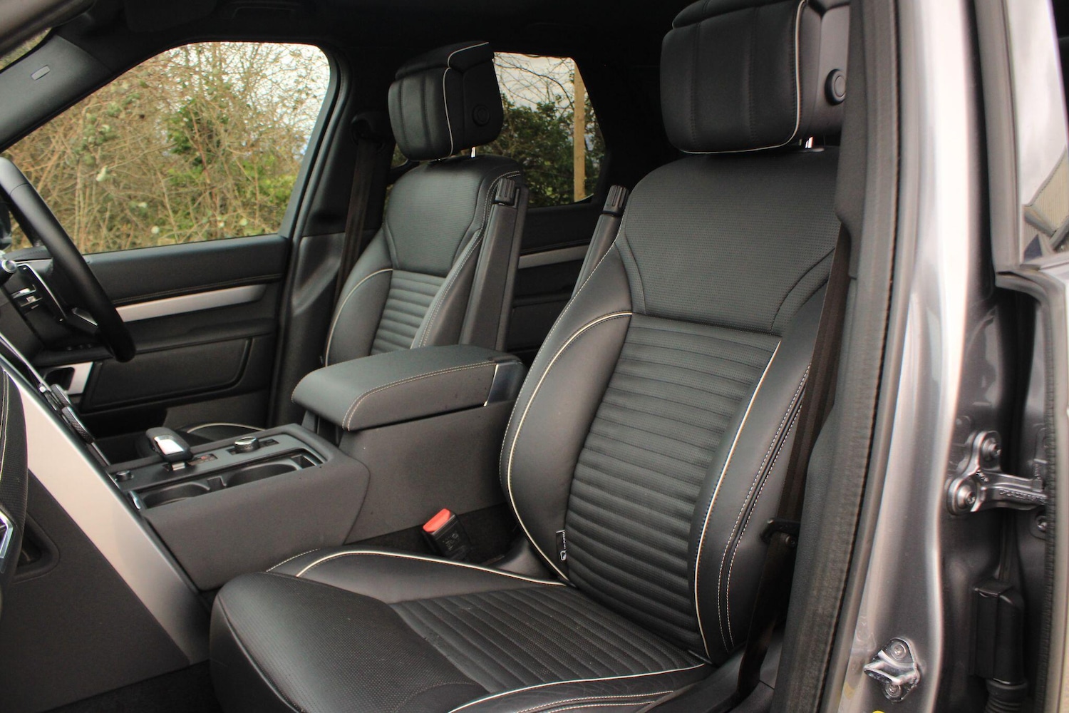 Used Land Rover Discovery 2021 for sale - 77883329: Photo 21