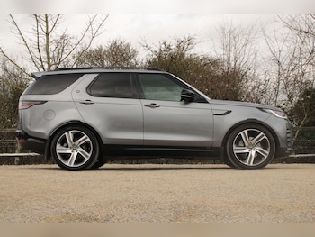 Used Land Rover Discovery 2021 for sale - 77883329: Photo