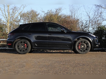 Used Porsche Macan 2017 for sale - 77202629: Photo