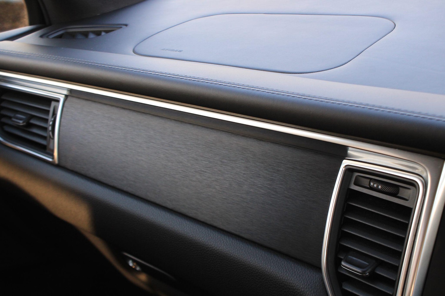 Used Porsche Macan 2017 for sale - 77202629: Photo 37