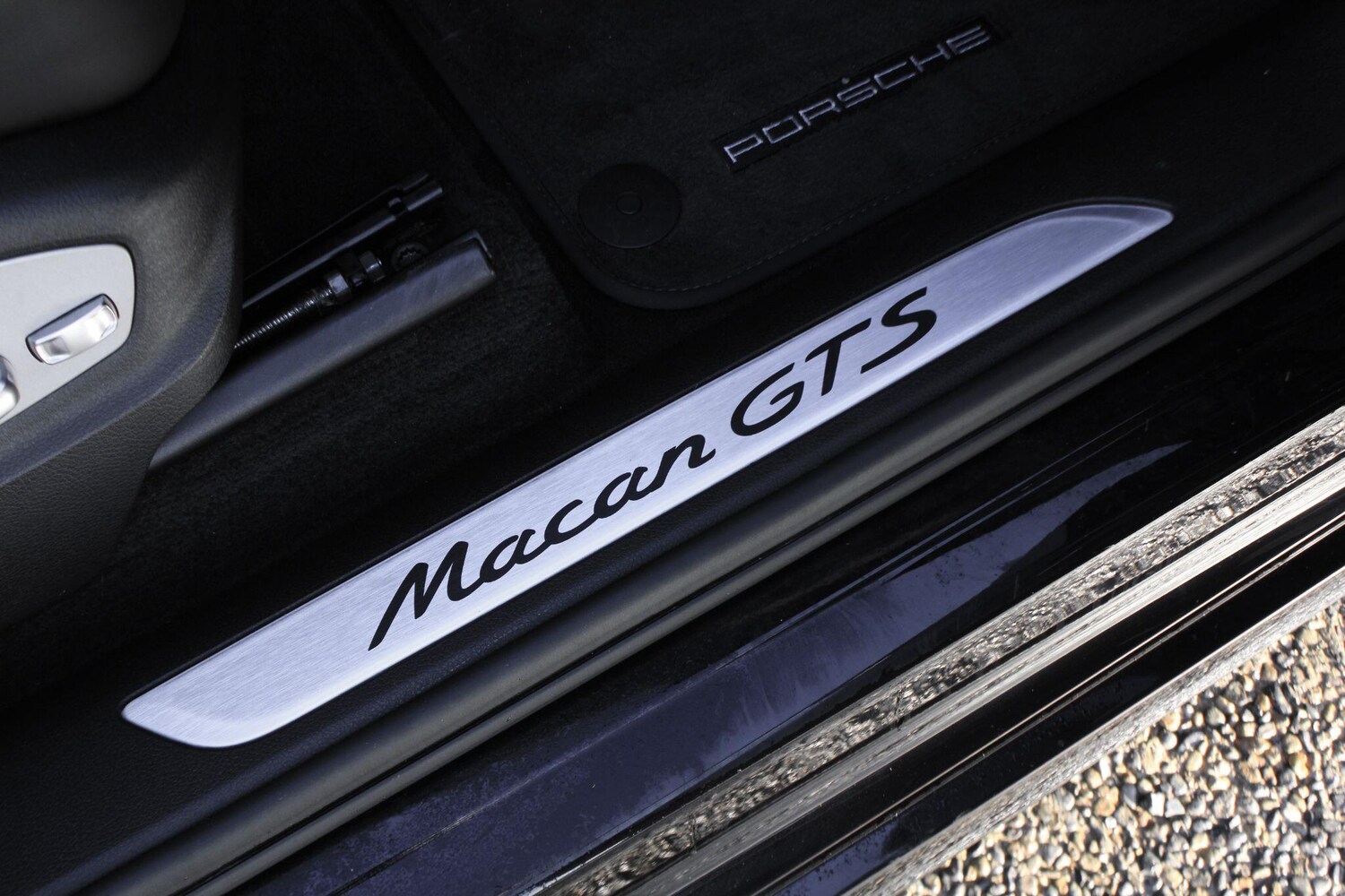 Used Porsche Macan 2017 for sale - 77202629: Photo 38