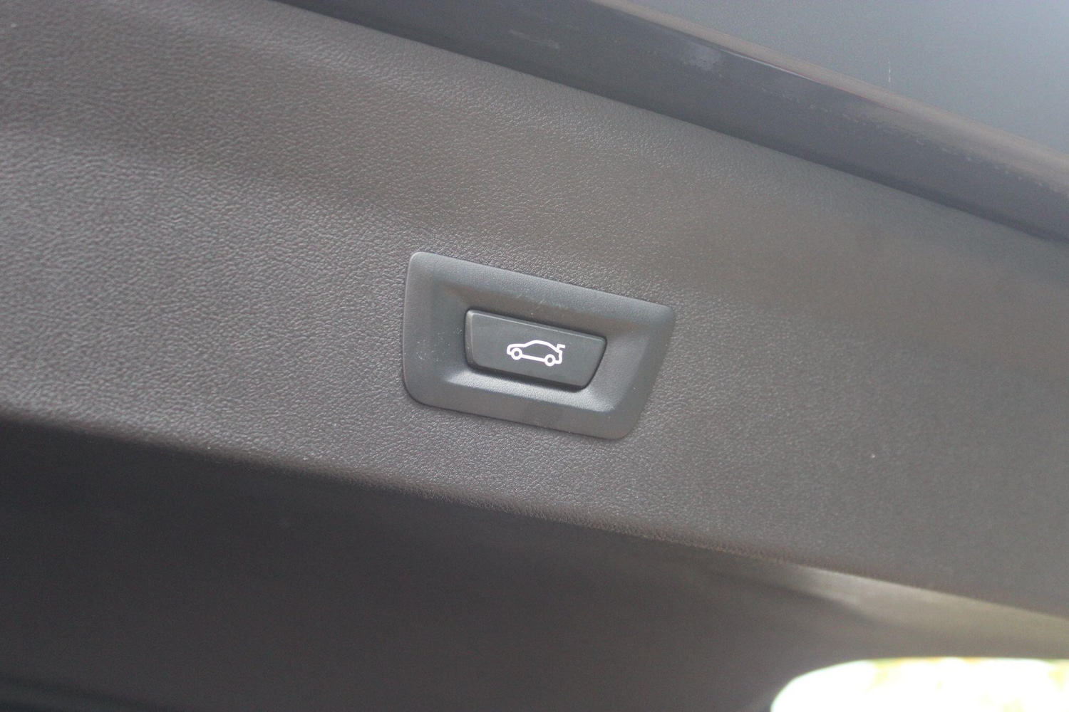 Used BMW X4 2018 for sale - 76991950: Photo 14