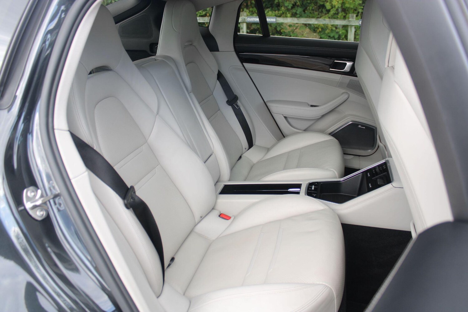 Used Porsche Panamera 2016 for sale - 76214097: Photo 12