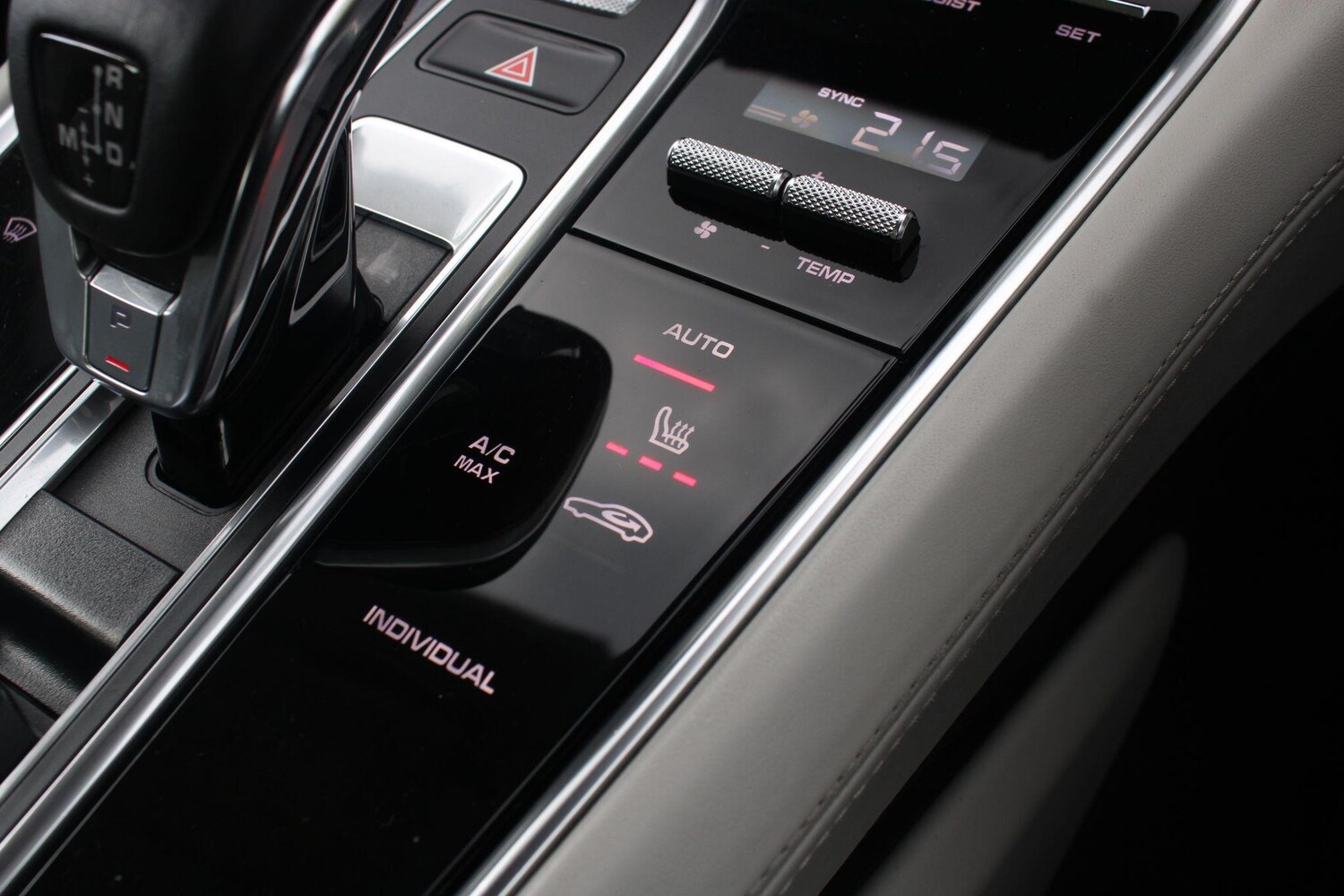 Used Porsche Panamera 2016 for sale - 76214097: Photo 27