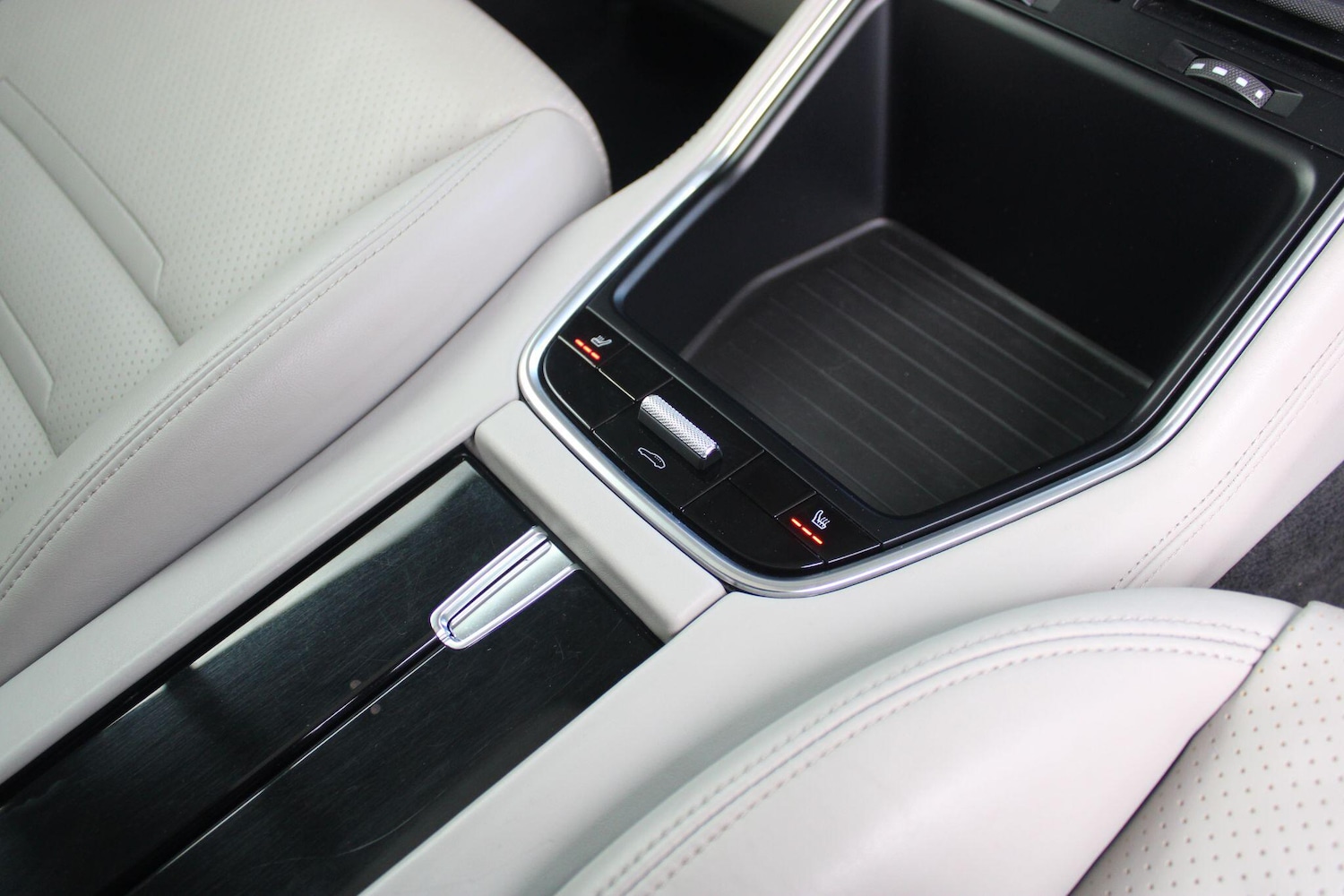 Used Porsche Panamera 2016 for sale - 76214097: Photo 37