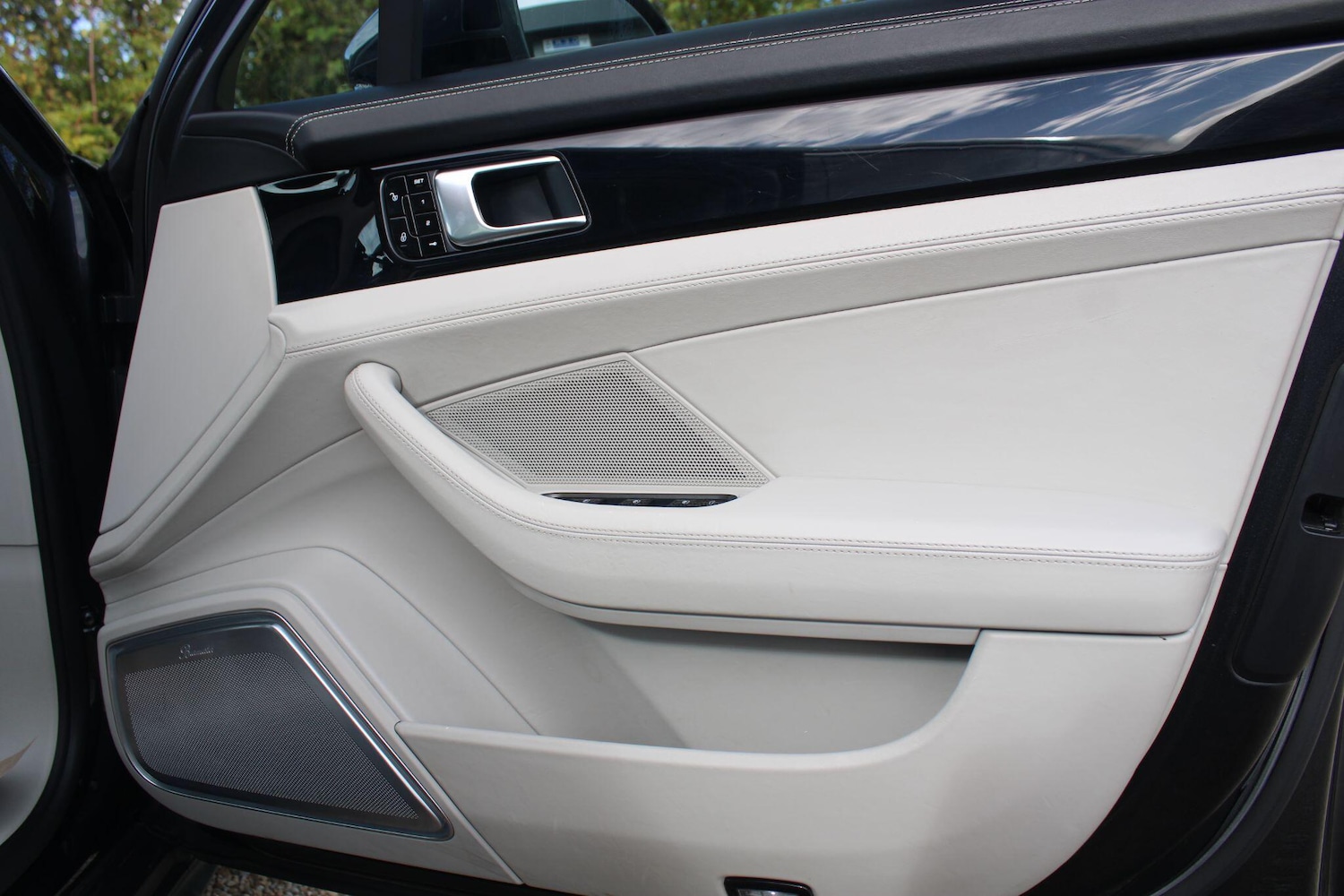 Used Porsche Panamera 2016 for sale - 76214097: Photo 38