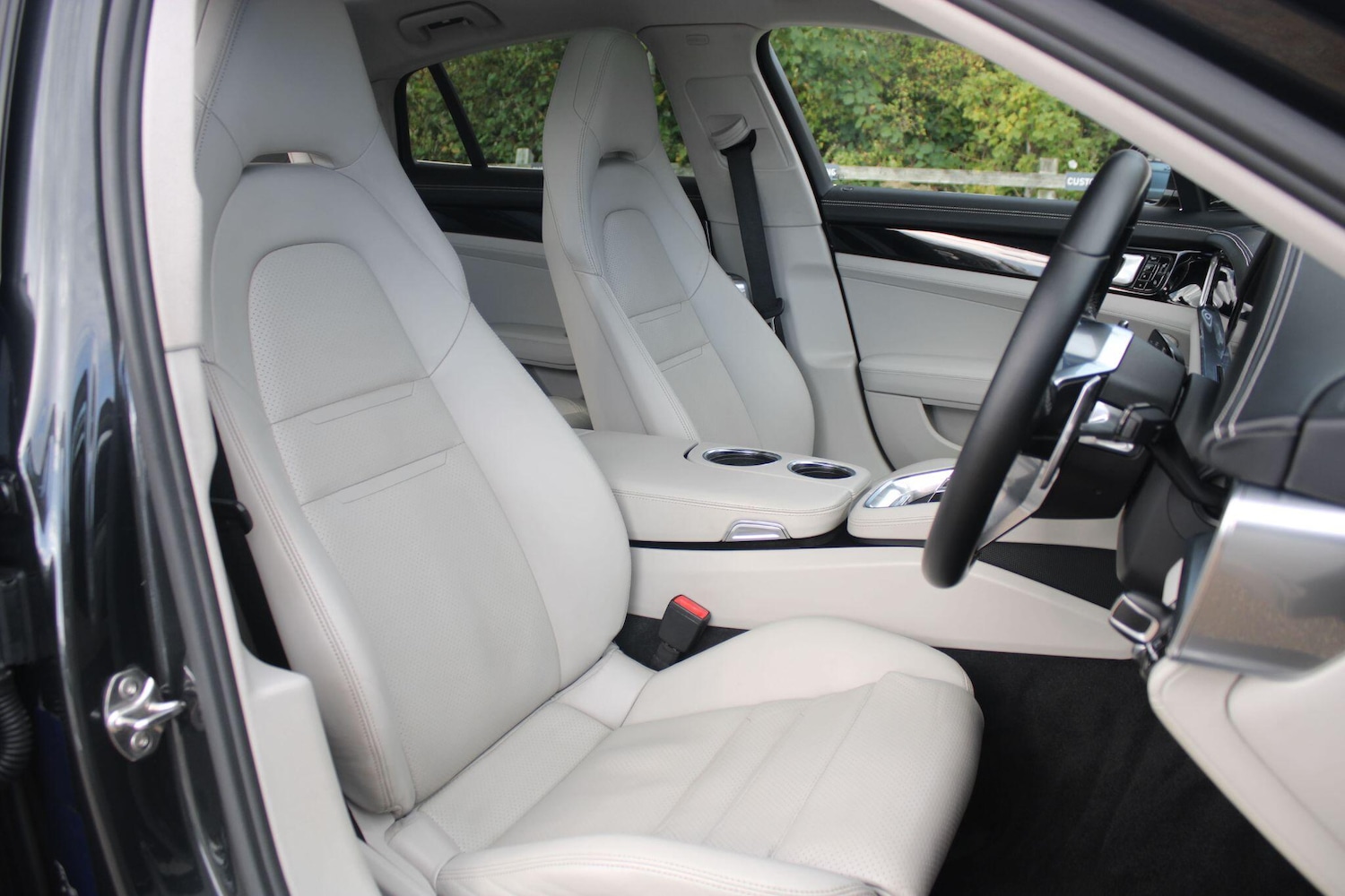 Used Porsche Panamera 2016 for sale - 76214097: Photo 4