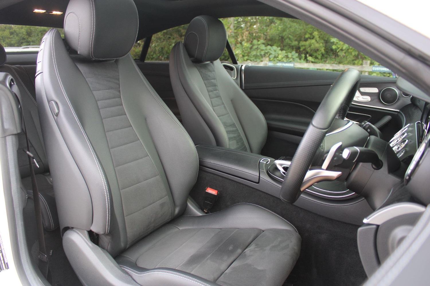 Used Mercedes-Benz E Class 2018 for sale - 76990435: Photo 4