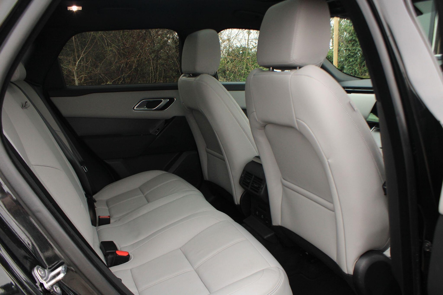 Used Land Rover Range Rover Velar for sale - 77331357: Photo 12