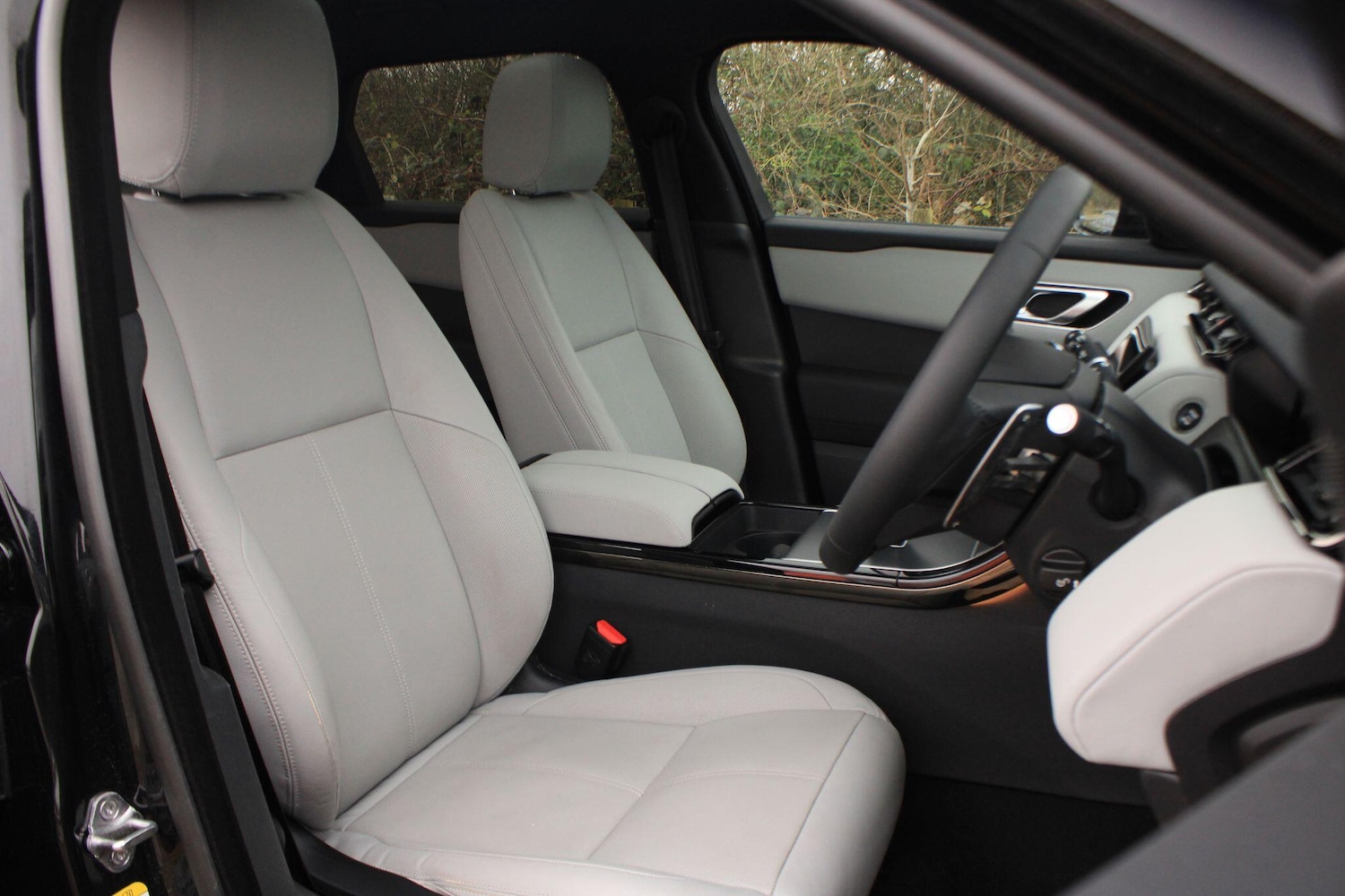 Used Land Rover Range Rover Velar for sale - 77331357: Photo 4