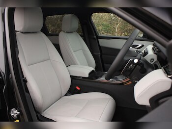 Used Land Rover Range Rover Velar 2023 for sale - 77331357: Photo