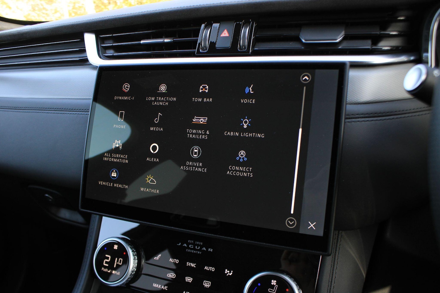 Used Jaguar F-Pace 2024 for sale - 78171379: Photo 31