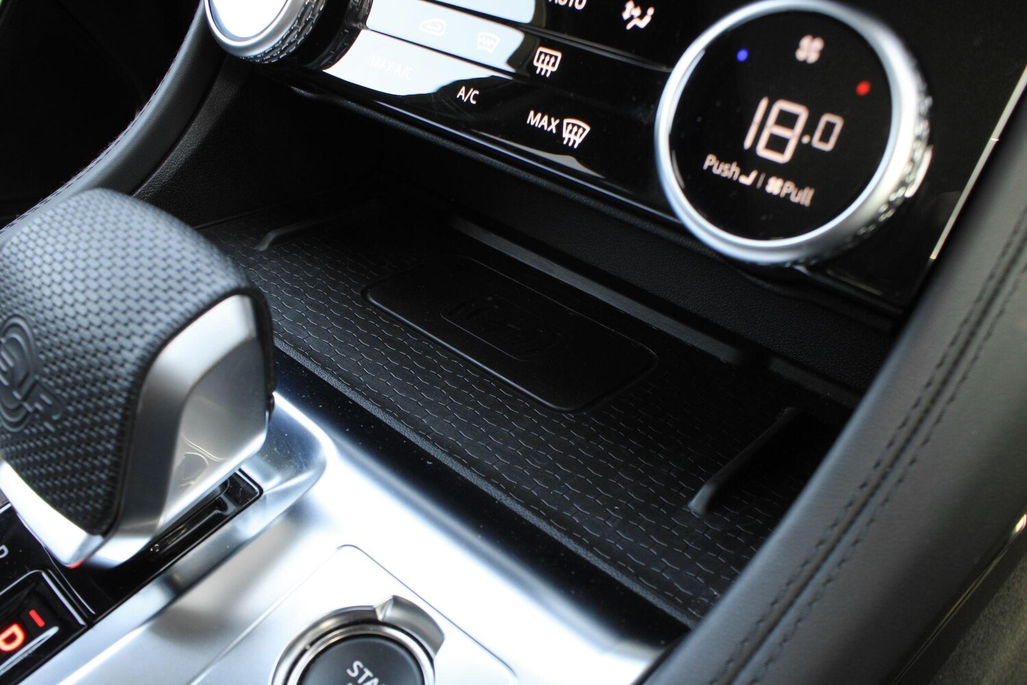 Used Jaguar F-Pace 2024 for sale - 78171379: Photo 38