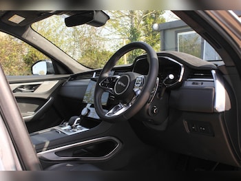 Used Jaguar F-Pace 2024 for sale - 78171379: Photo