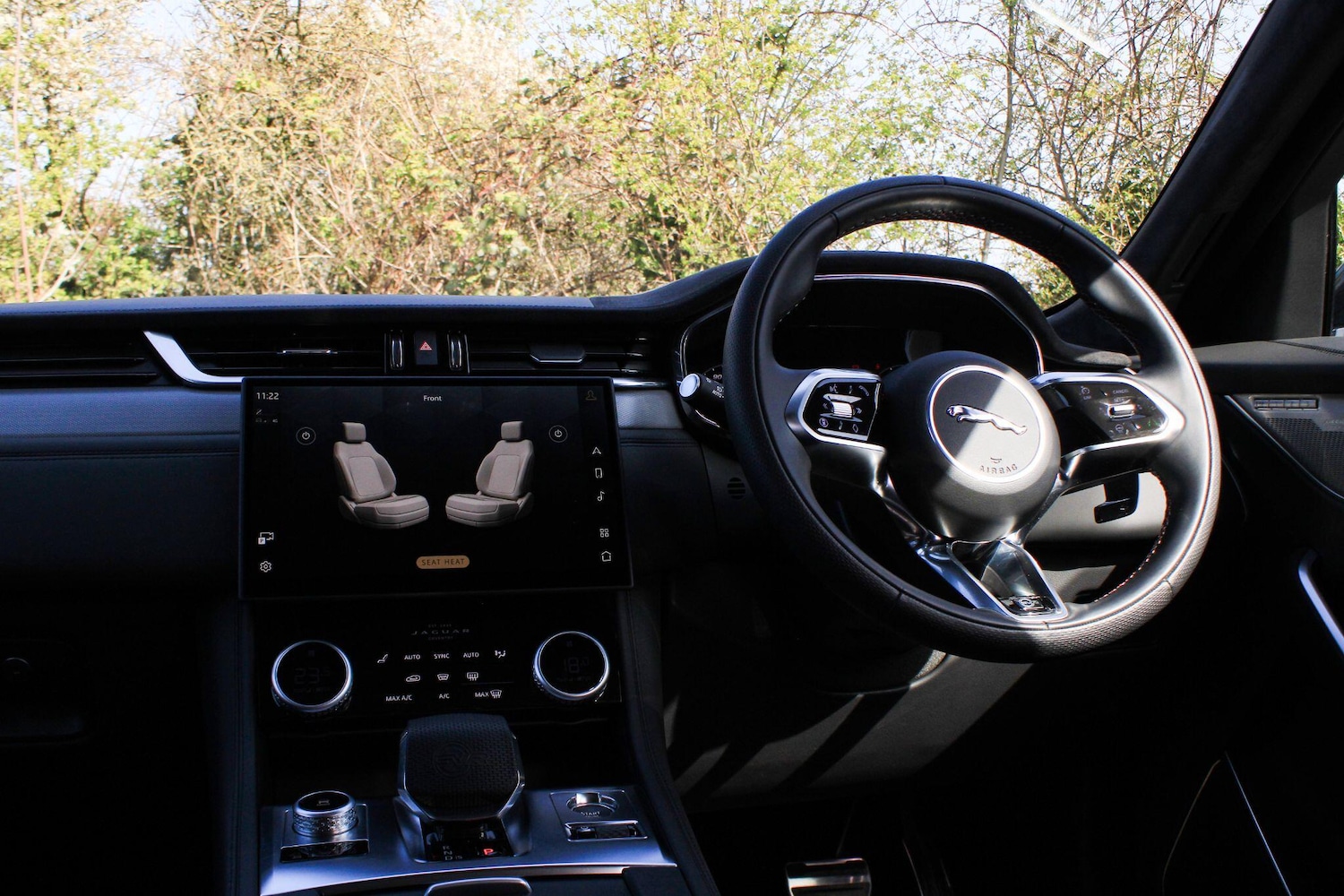 Used Jaguar F-Pace 2024 for sale - 78171379: Photo 9