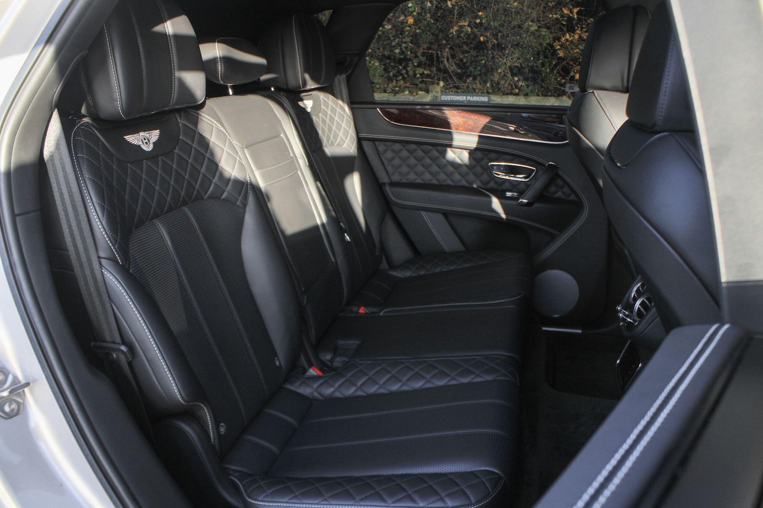 Used Bentley Bentayga 2016 for sale - 76606999: Photo 12