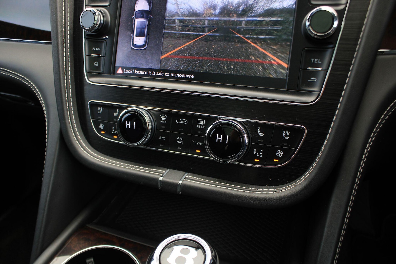 Used Bentley Bentayga 2016 for sale - 76606999: Photo 22