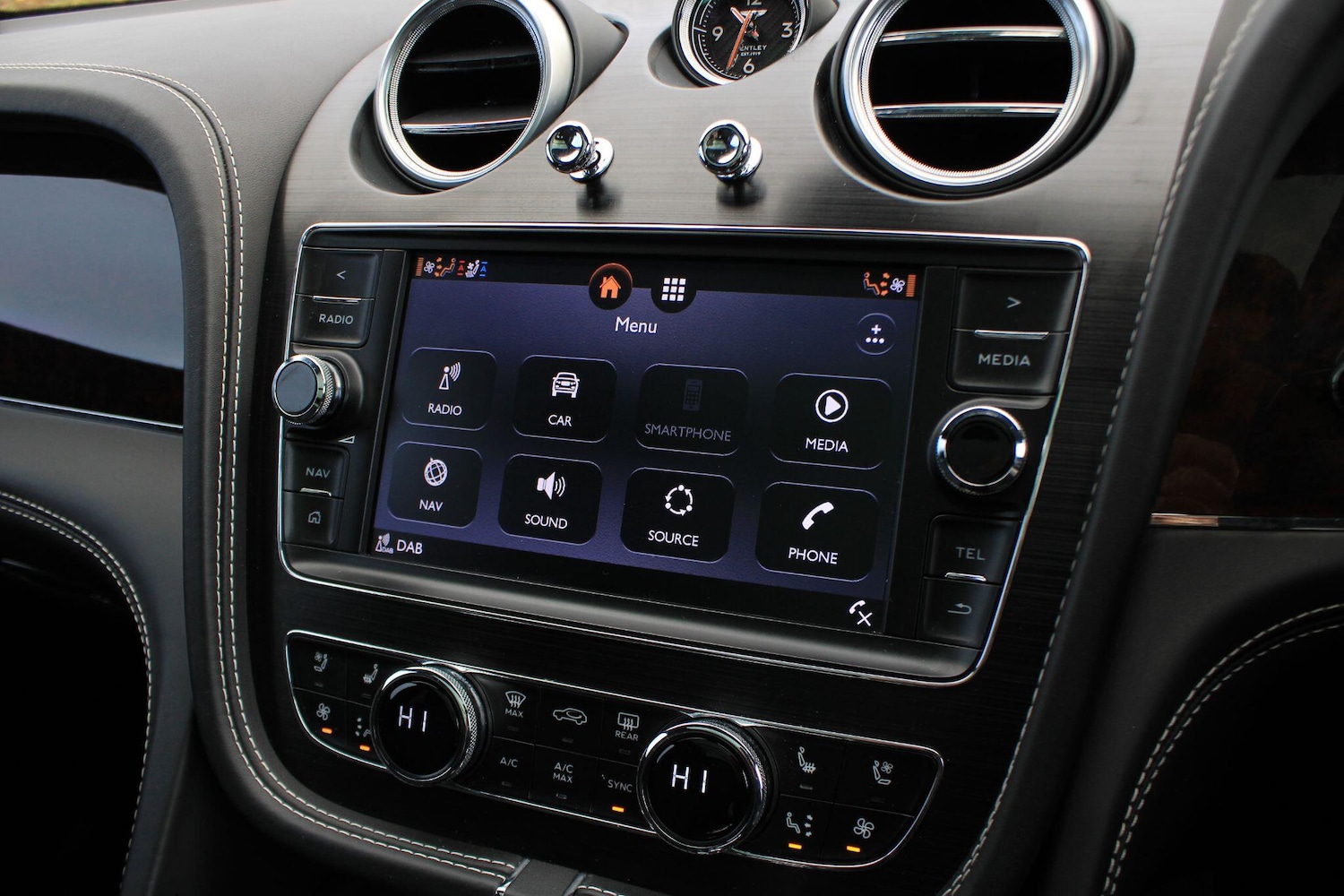 Used Bentley Bentayga 2016 for sale - 76606999: Photo 31