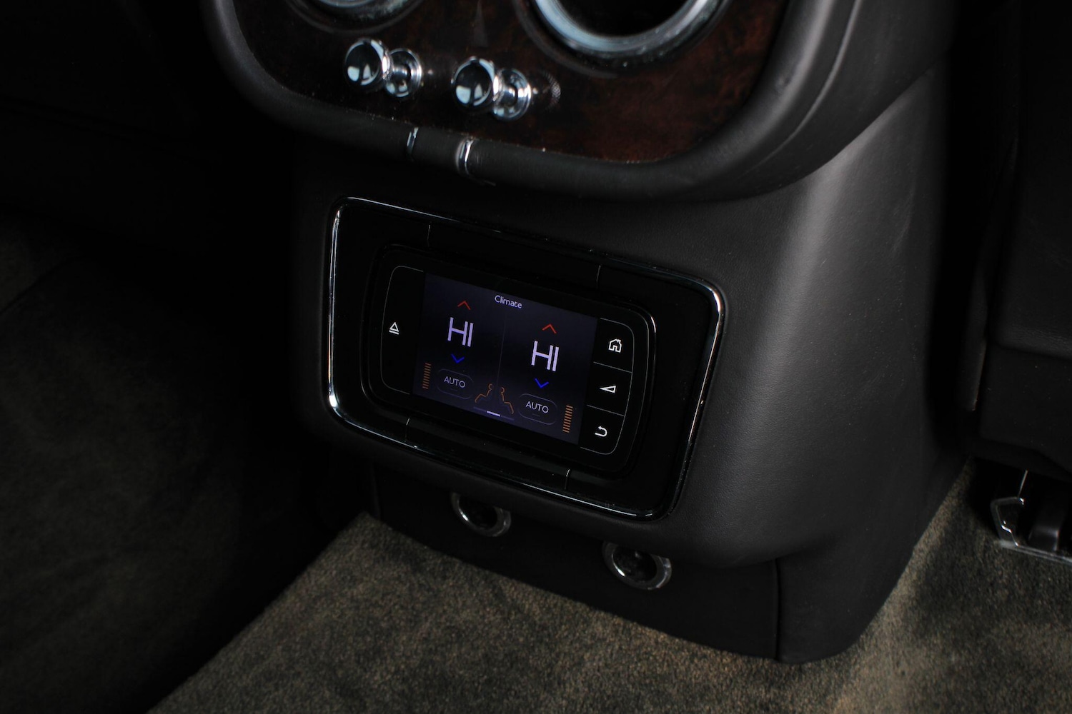 Used Bentley Bentayga 2016 for sale - 76606999: Photo 36