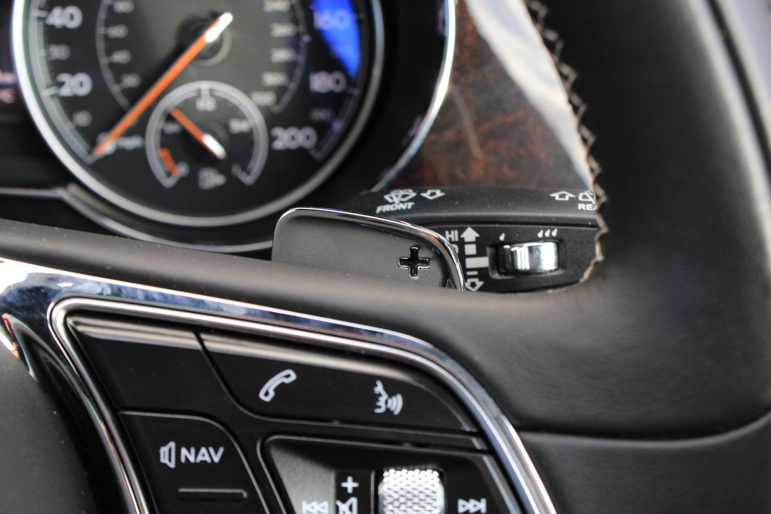 Used Bentley Bentayga 2016 for sale - 76606999: Photo 44