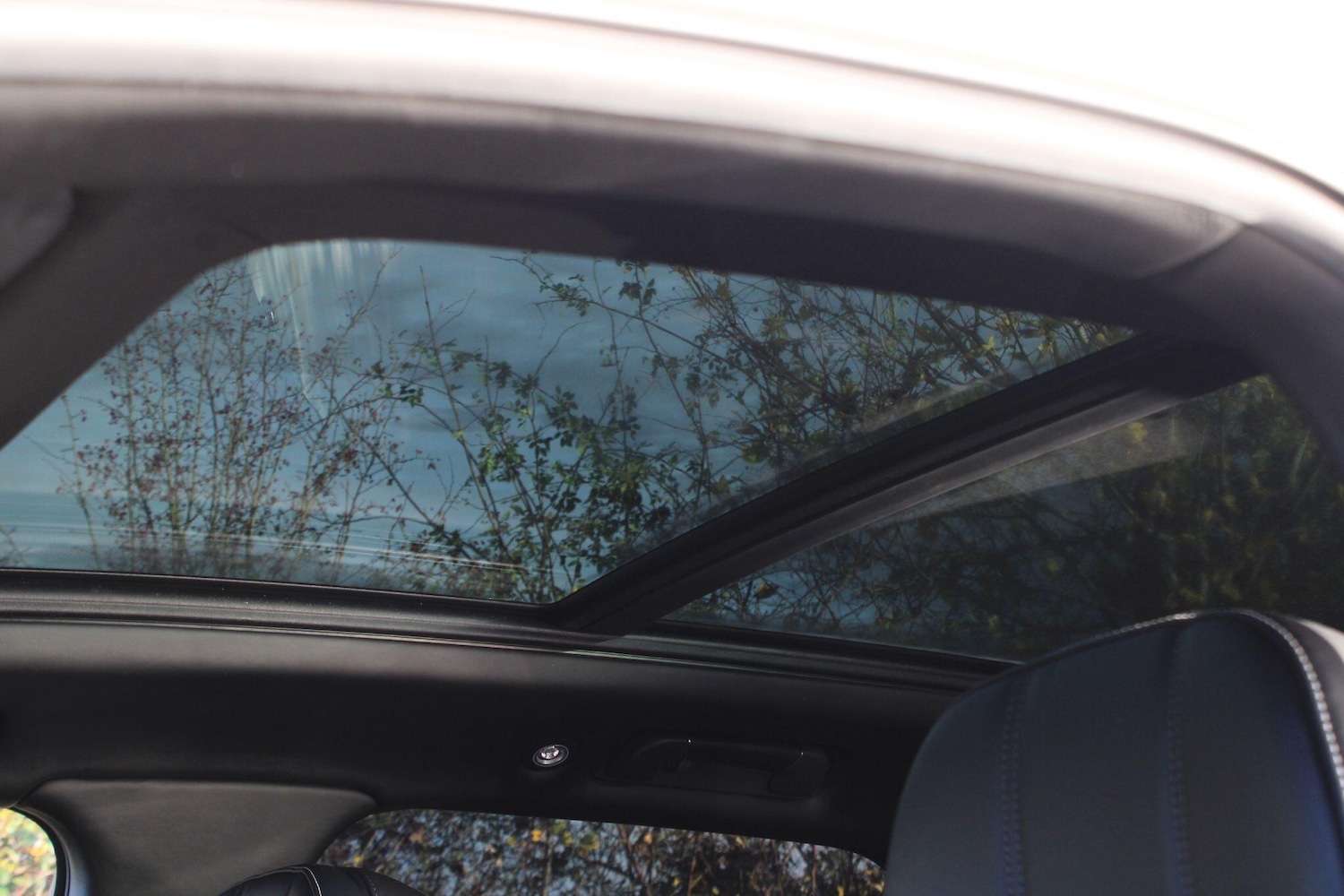 Used Bentley Bentayga 2016 for sale - 76606999: Photo 7