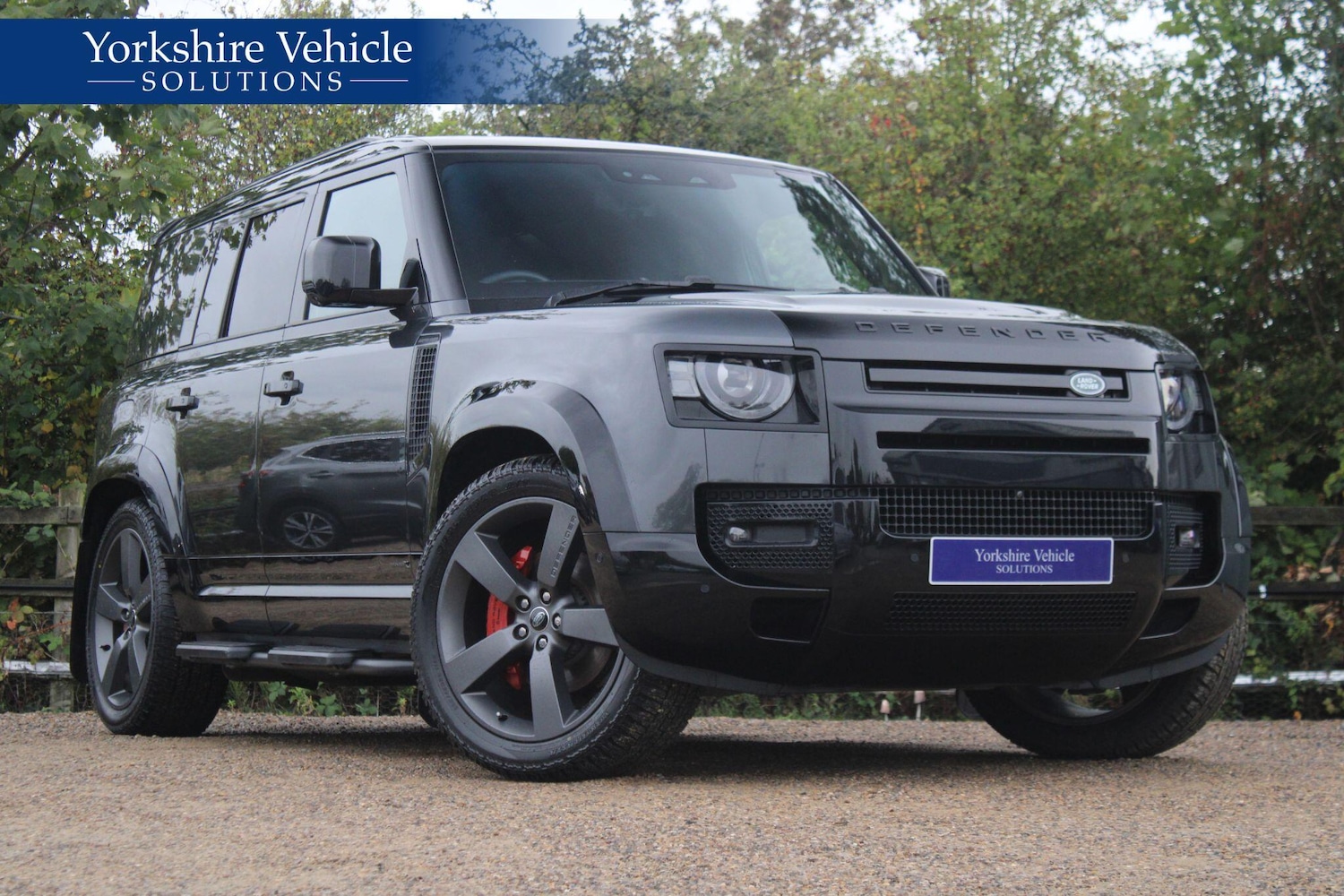 Used Land Rover Defender 2023 for sale - 76991438: Photo 1