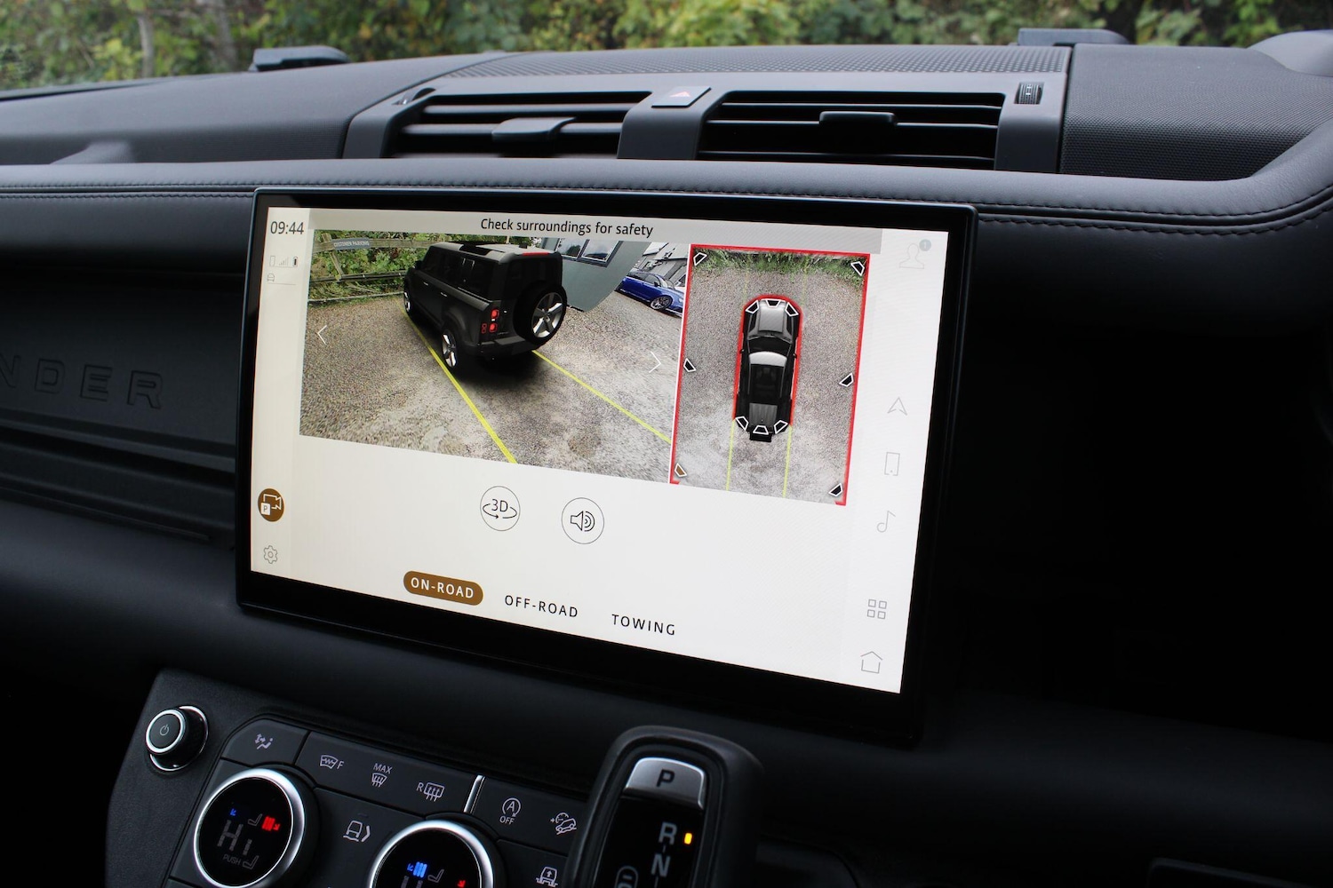 Used Land Rover Defender 2023 for sale - 76991438: Photo 15