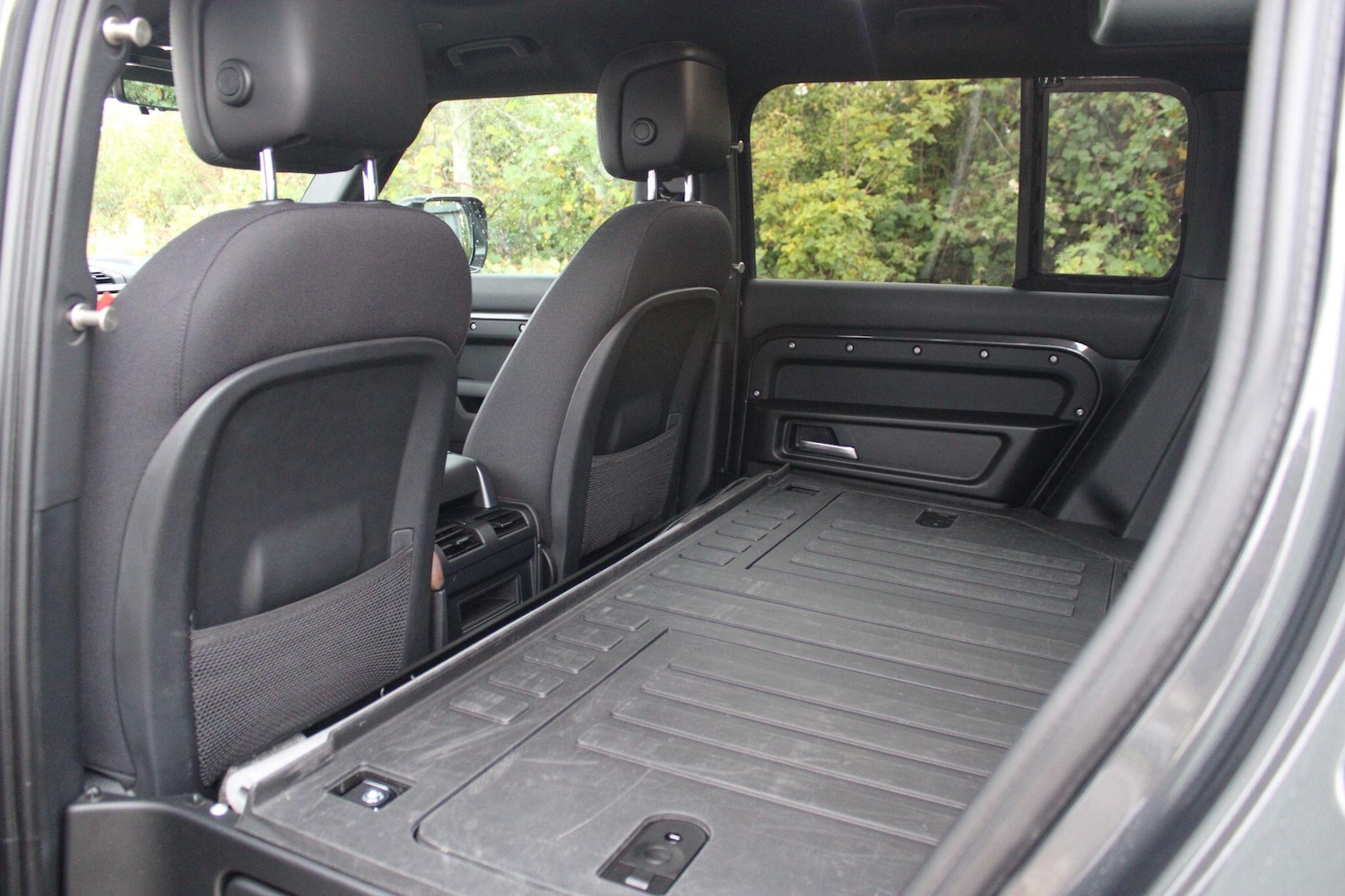 Used Land Rover Defender 2023 for sale - 76991438: Photo 24