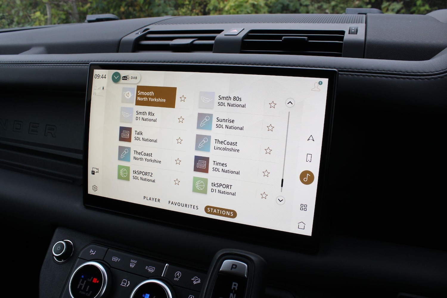 Used Land Rover Defender 2023 for sale - 76991438: Photo 31