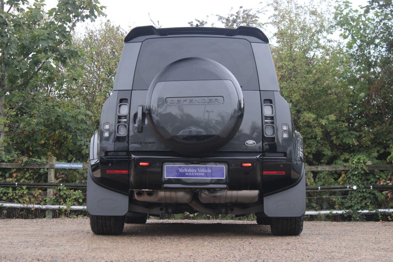 Used Land Rover Defender 2023 for sale - 76991438: Photo 47