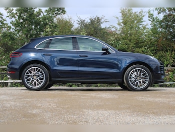 Used Porsche Macan 2017 for sale - 75989852: Photo
