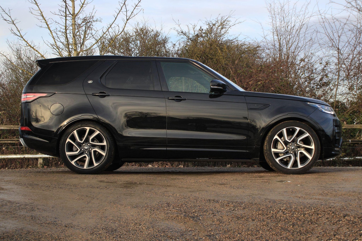 Used Land Rover Discovery 2018 for sale - 77230633: Photo 2
