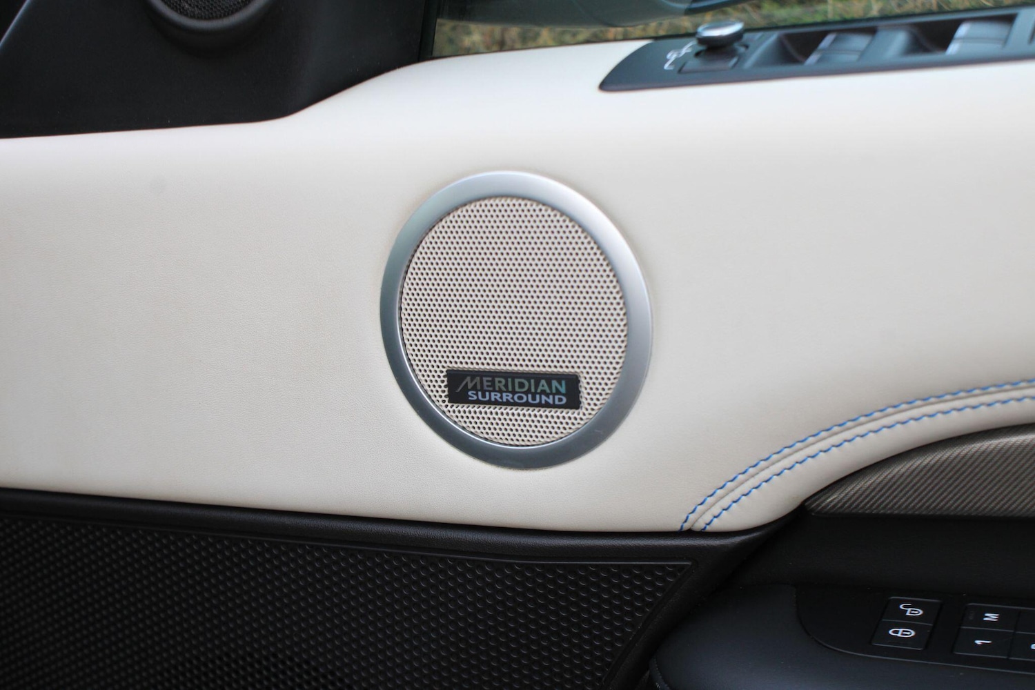 Used Land Rover Discovery 2018 for sale - 77230633: Photo 35