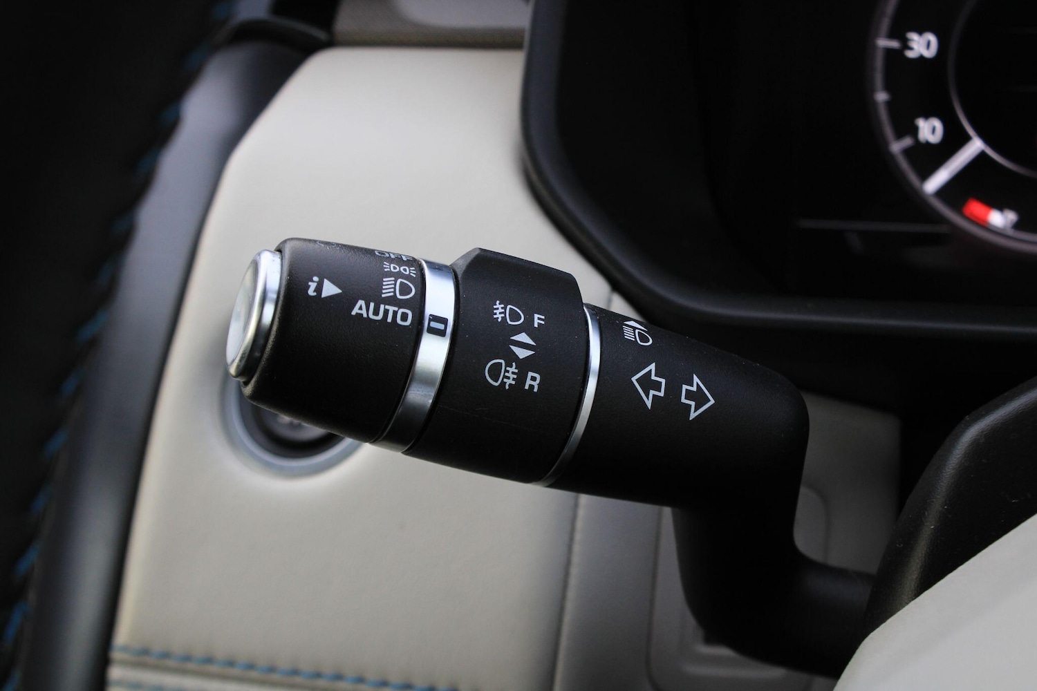 Used Land Rover Discovery 2018 for sale - 77230633: Photo 39