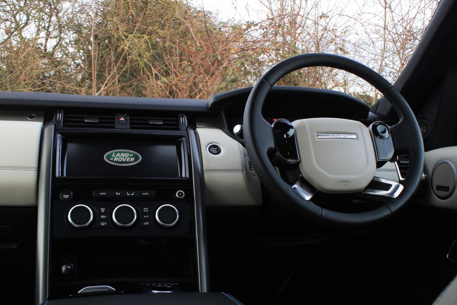 Used Land Rover Discovery 2018 for sale - 77230633: Photo 9