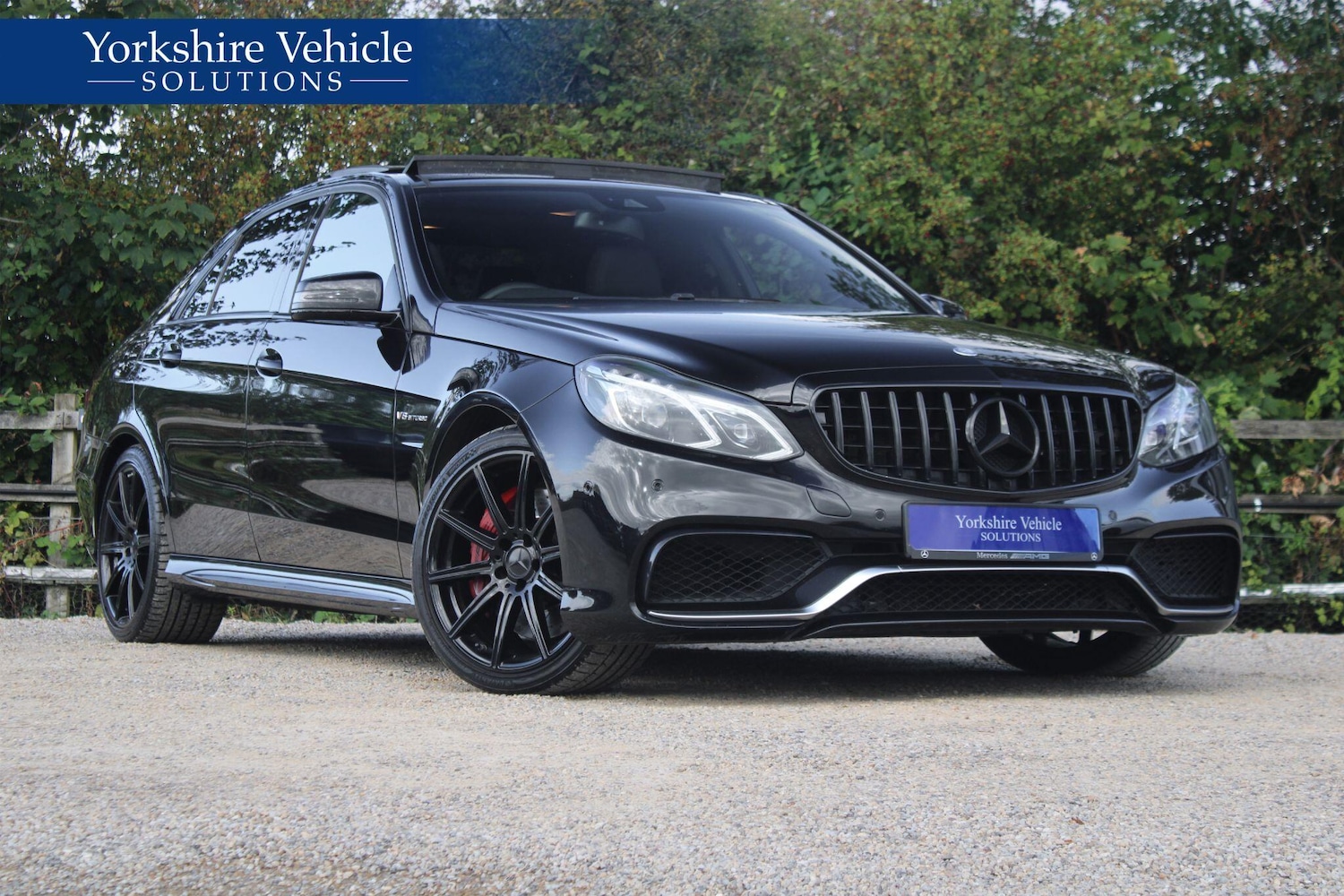 Used Mercedes-Benz E-Class 2016 for sale - 76041930: Photo 1