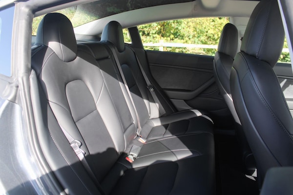 Used Tesla Model 3 2020 for sale - 76189266: Photo 11