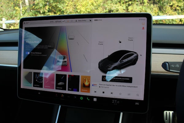 Used Tesla Model 3 2020 for sale - 76189266: Photo 29