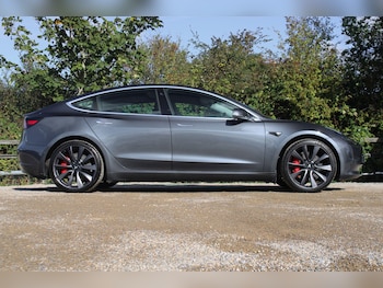 Used Tesla Model 3 2020 for sale - 76189266: Photo 2
