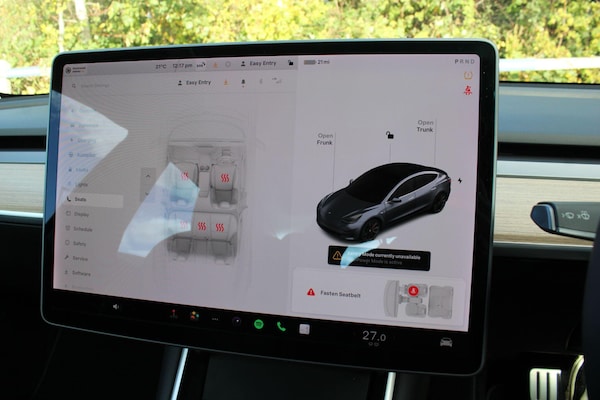Used Tesla Model 3 2020 for sale - 76189266: Photo 30